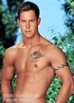 Derrick Vinyard