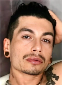 Johnny Castro